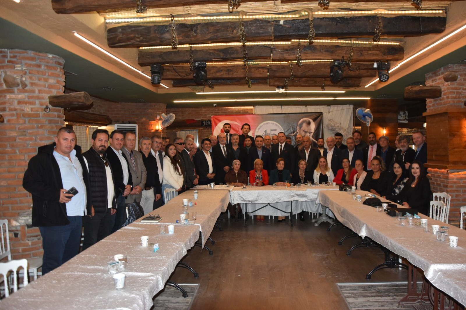 Manisa Dostlar Meclisinin Bu Haftaki Konuğu Murat Baybatur Oldu