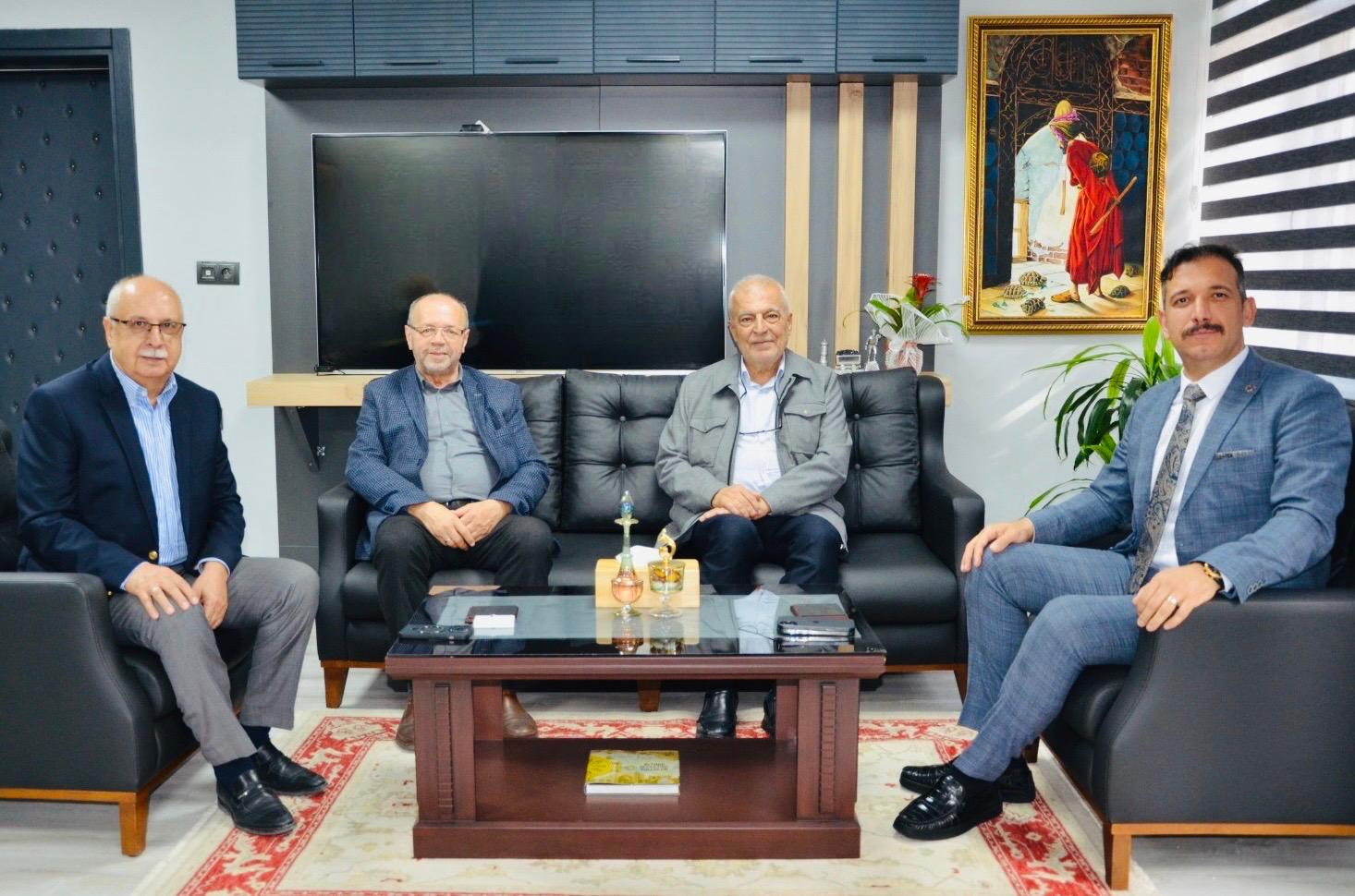 Manisa’da Eski Yerel Yöneticilerden Kamu Kurumlarına Teşekkür Ziyaretleri