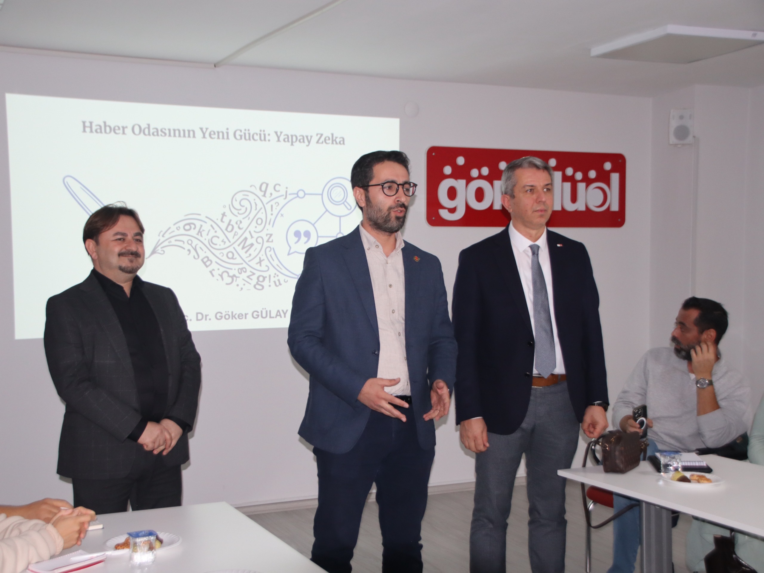 YEREL BASINDA DÖNÜŞÜM BAŞLADI: İLK DERS YAPAY ZEKA HABERCİLİĞİ!