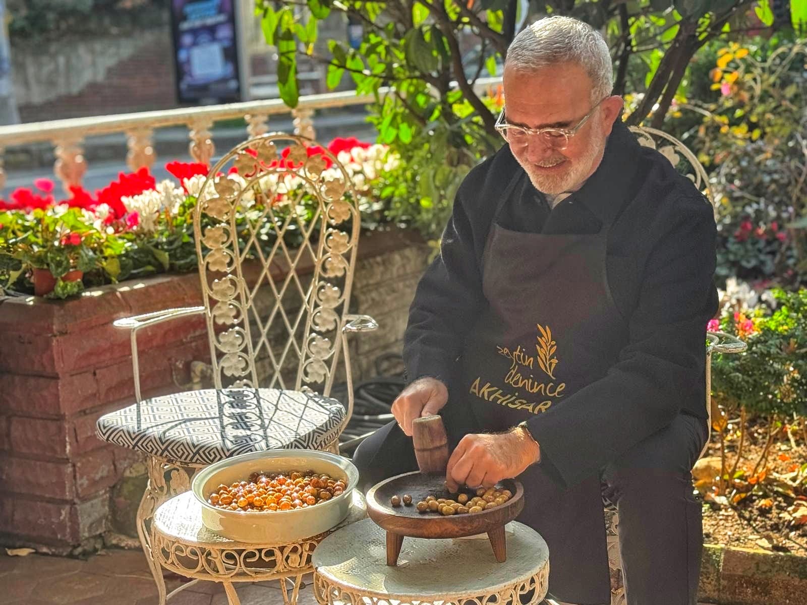 Bahadır Yenişehirlioğlu’ndan Akhisar Zeytinine Destek: