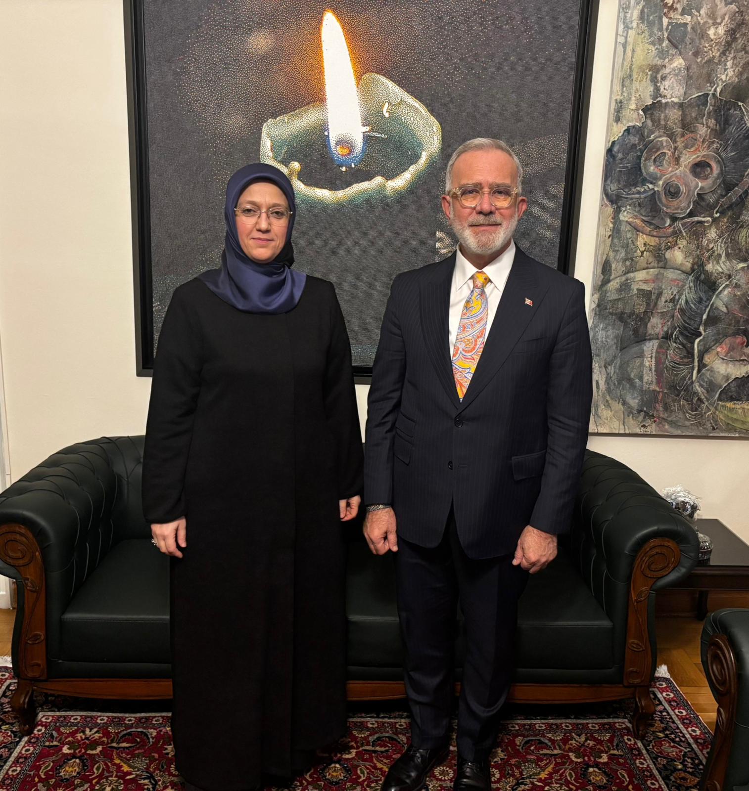 MANİSA CELAL BAYAR ÜNİVERSİTESİ REKTÖRÜ RANA KİBAR’DAN BAHADIR YENİŞEHİRLİOĞLU’NA TEŞEKKÜR ZİYARETİ