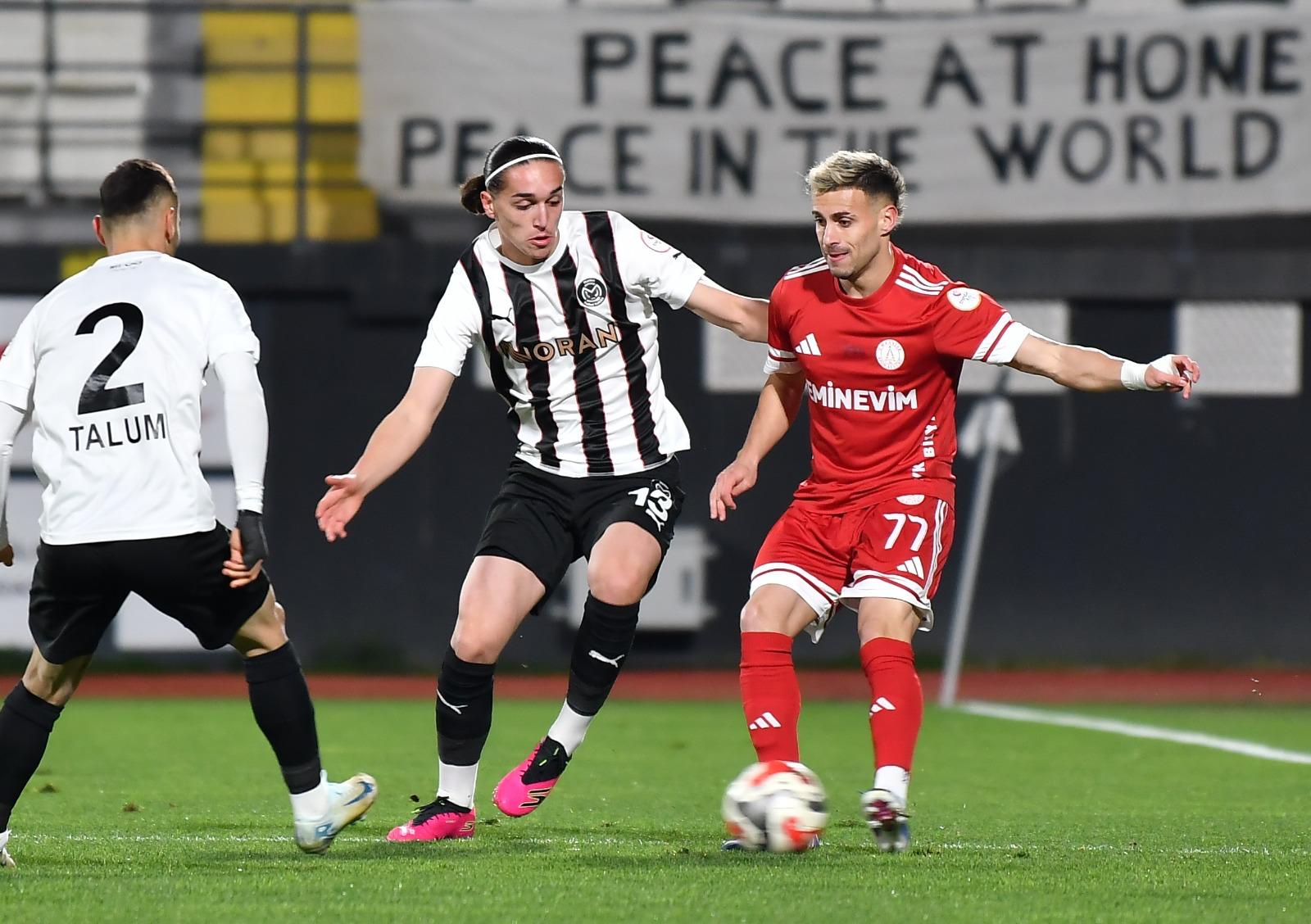 Manisa FK Ümraniye engelini 1-0’la geçti! Gözünü Play-Off’a dikti