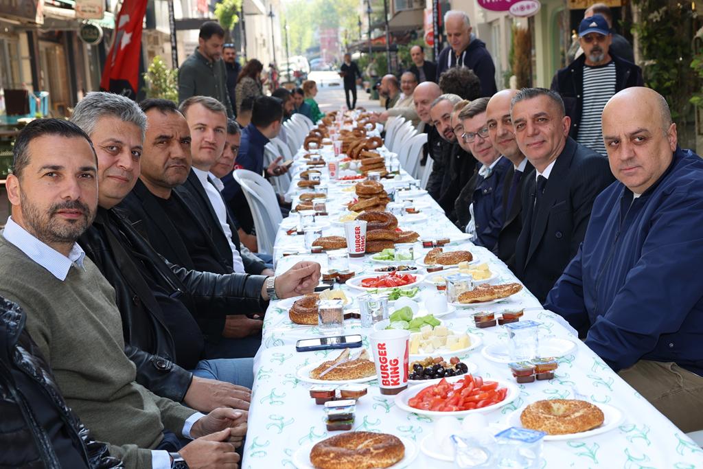 ÇİMENTEPE ESNAFINDAN BAŞKAN ŞİMŞEK’E TEŞEKKÜR KAHVALTISI